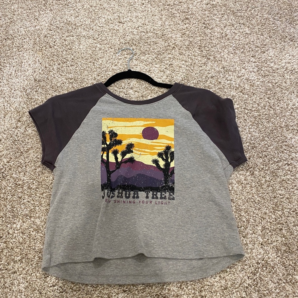 Baby graphic tee